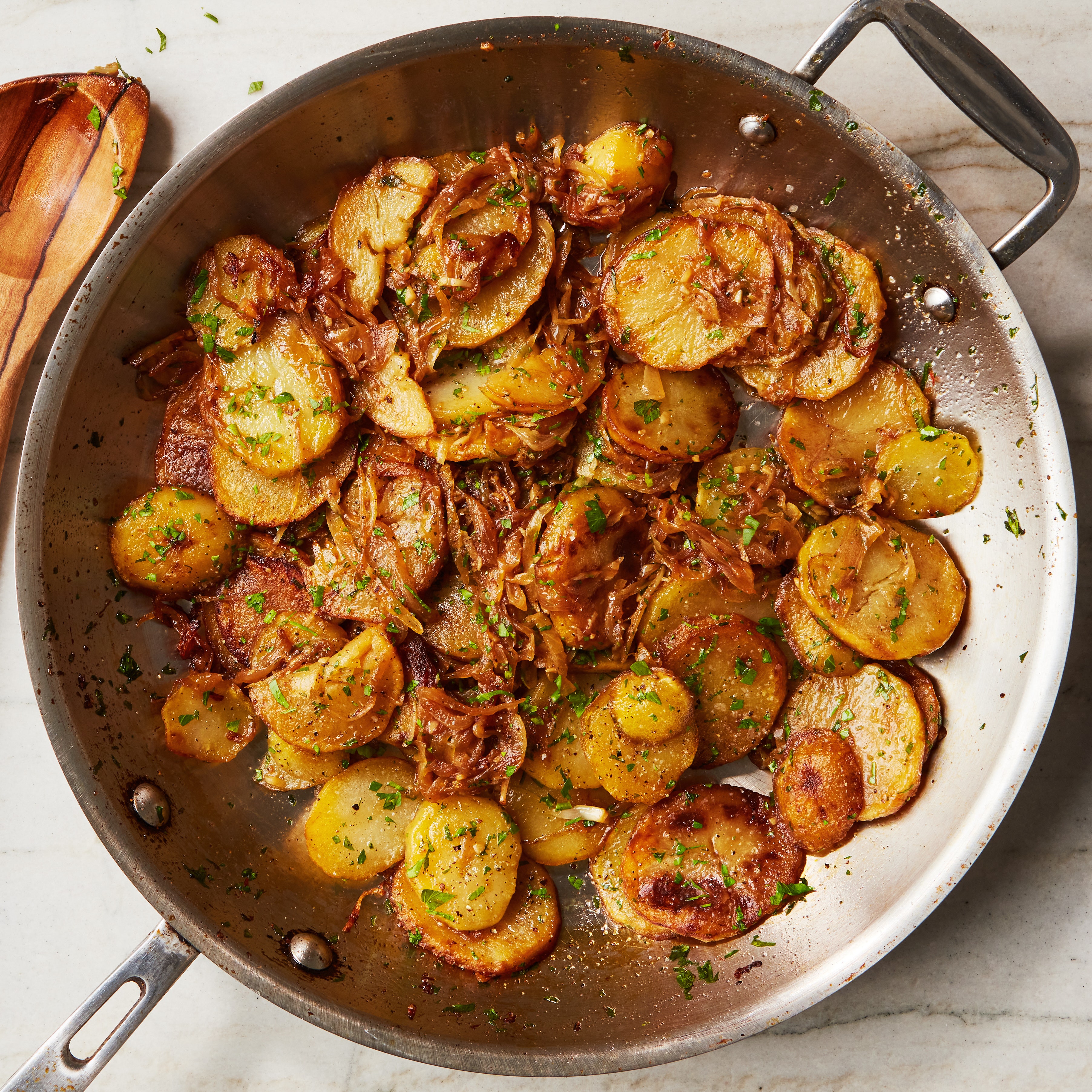 The Simplest Way to Lyonnaise Potatoes, a Classic of French Comfort Food